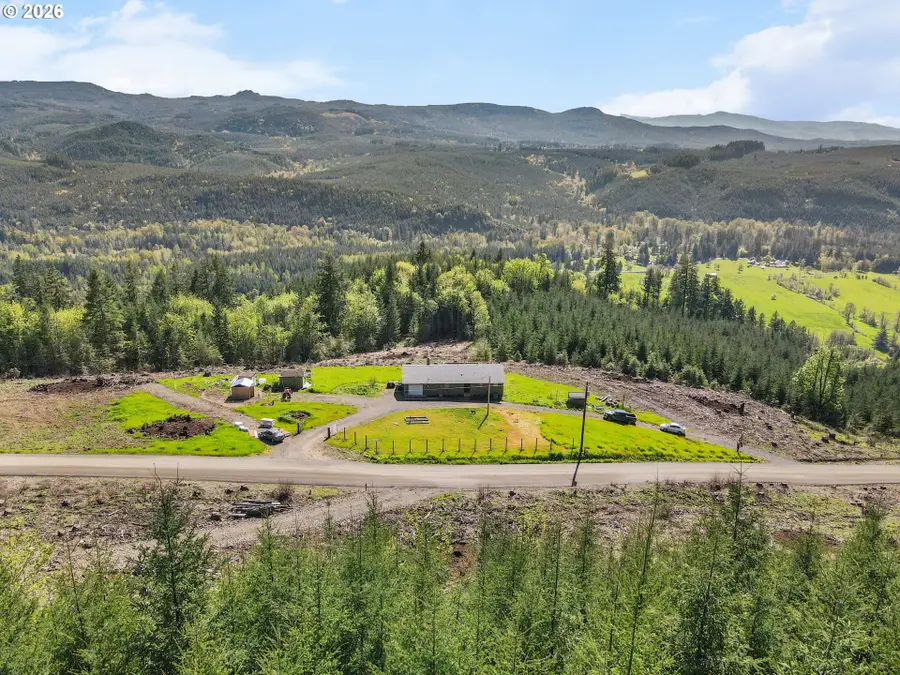 44350 Whiskey Butte Dr, Foster, OR 97386 - #2