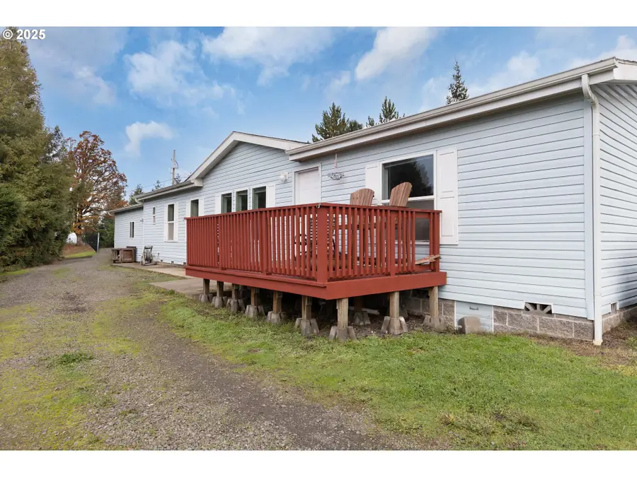 5290 Goodrich Hwy, Oakland, OR 97462 - Image #2