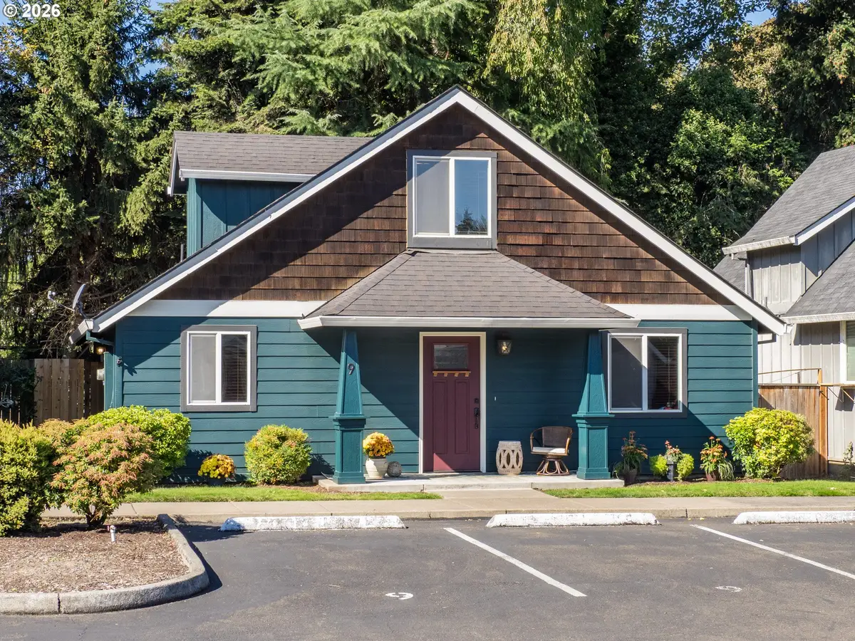 601 W 1st St #9, Newberg, OR 97132 - #1