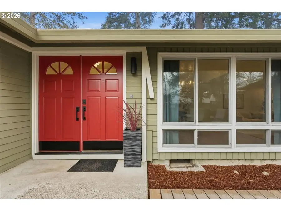 14825 SW Village Ln, Beaverton, OR 97007 - Image #2