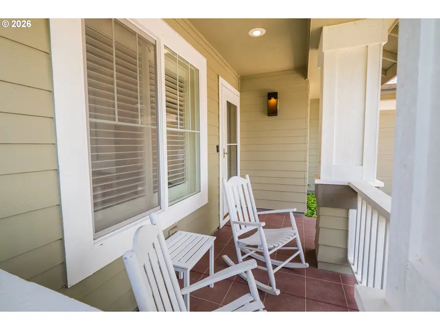 5548 Jeffrey Way, Eugene, OR 97402 - #3