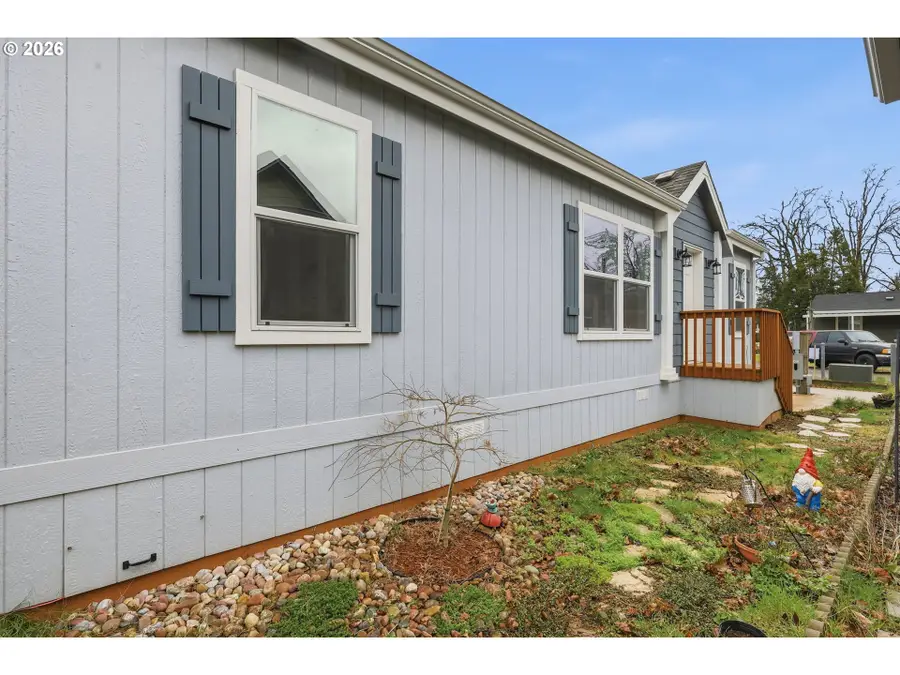 10701 SE Highway 212 #C4, Clackamas, OR 97015 - Image #2