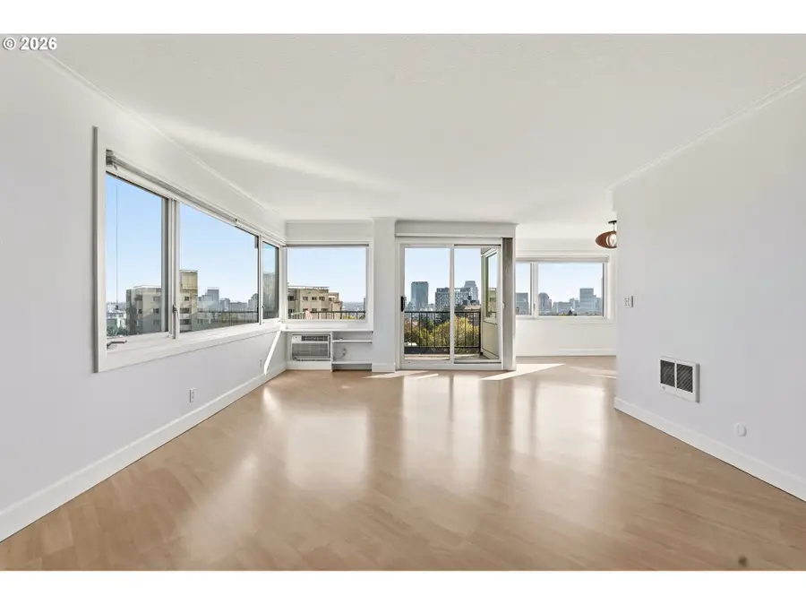 2211 SW Park Pl #702, Portland, OR 97205 - #3