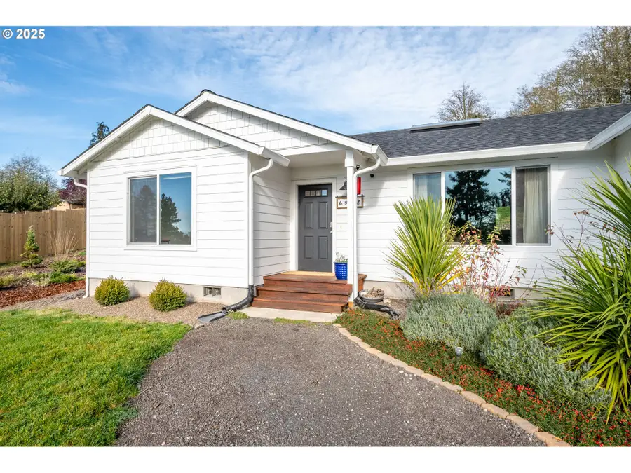 940 Stella Rd, Longview, WA 98632 - Image #2