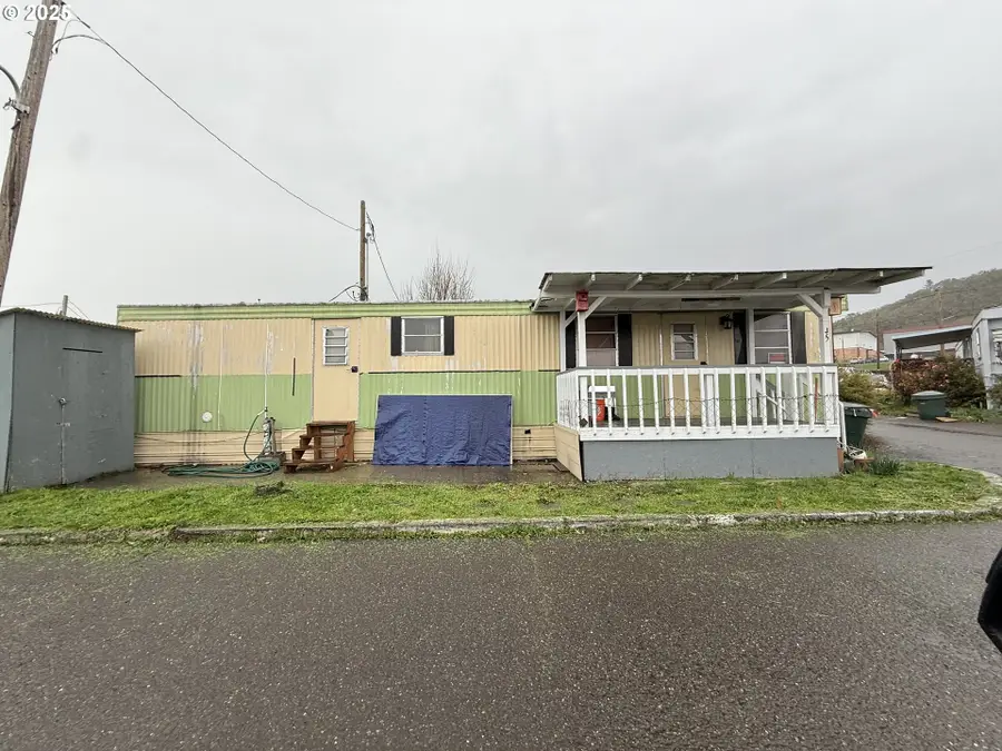 2071 NE Stephens St, Roseburg, OR 97470 - Image #3