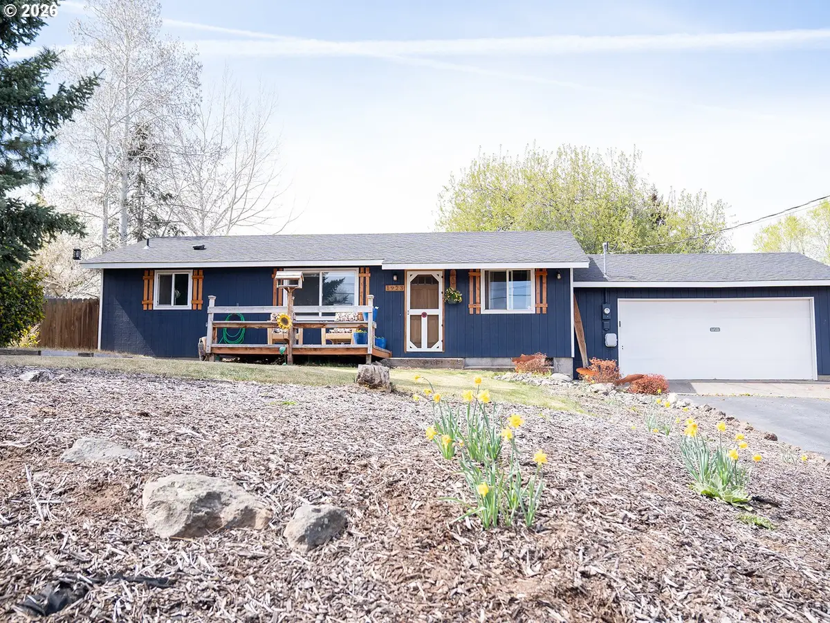1923 SW 20th, Redmond, OR 97756 - #1