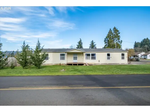 1202 49th Ave, SweetHome, OR 97386