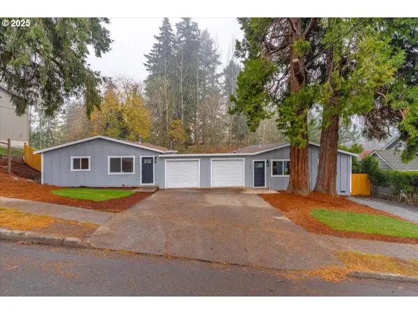 712 12th Ave, SweetHome, OR 97386