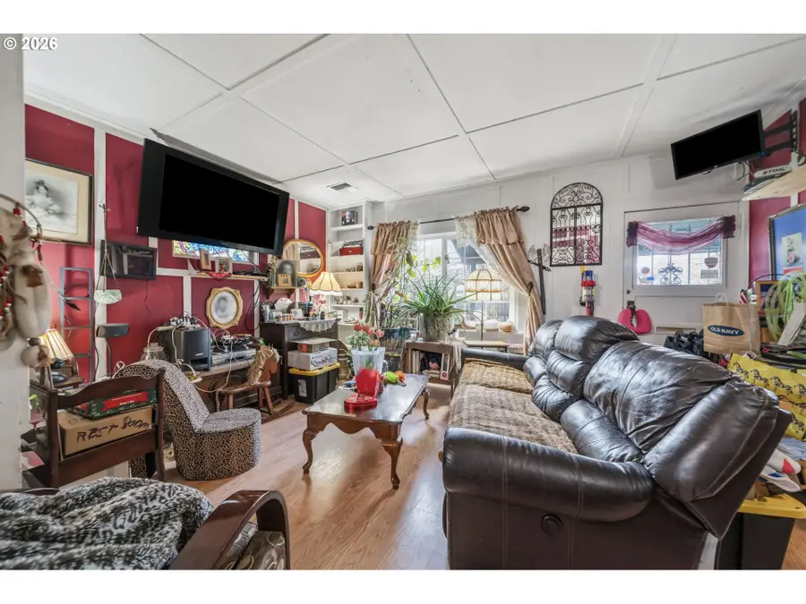 5716 SE 104th Ave, Portland, OR 97266 - #3