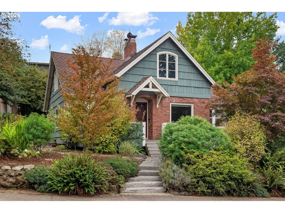 7855 SW 6th Ave, Portland, OR 97219 - #1
