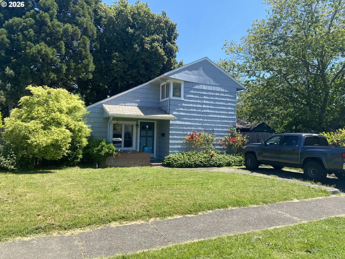 2963 Alder St, Eugene, OR 97405 - #1