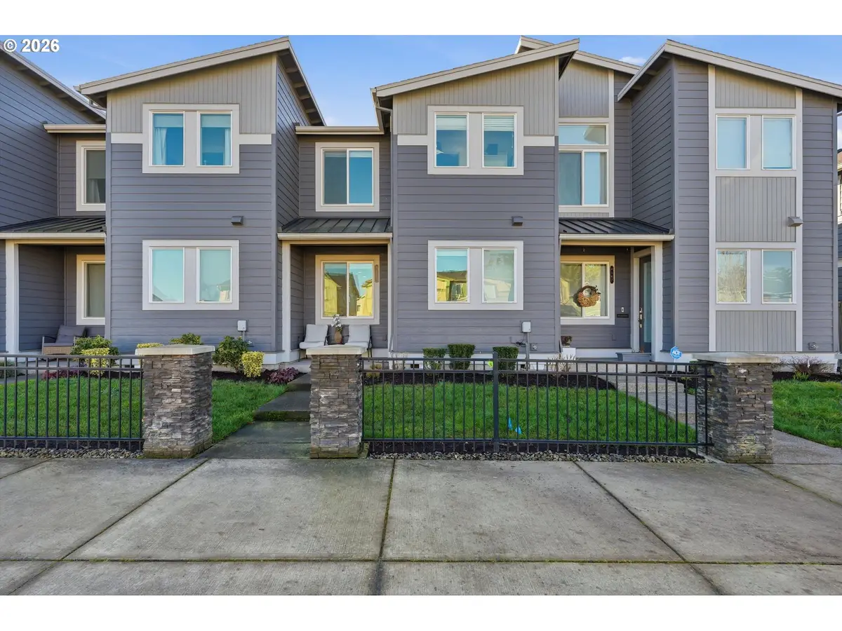 4175 SE Century Blvd, Hillsboro, OR 97123 - #1