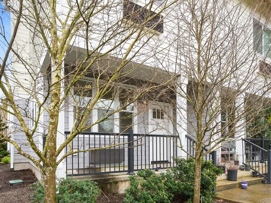 138 NE 109th Ave, Portland, OR 97220 - #3