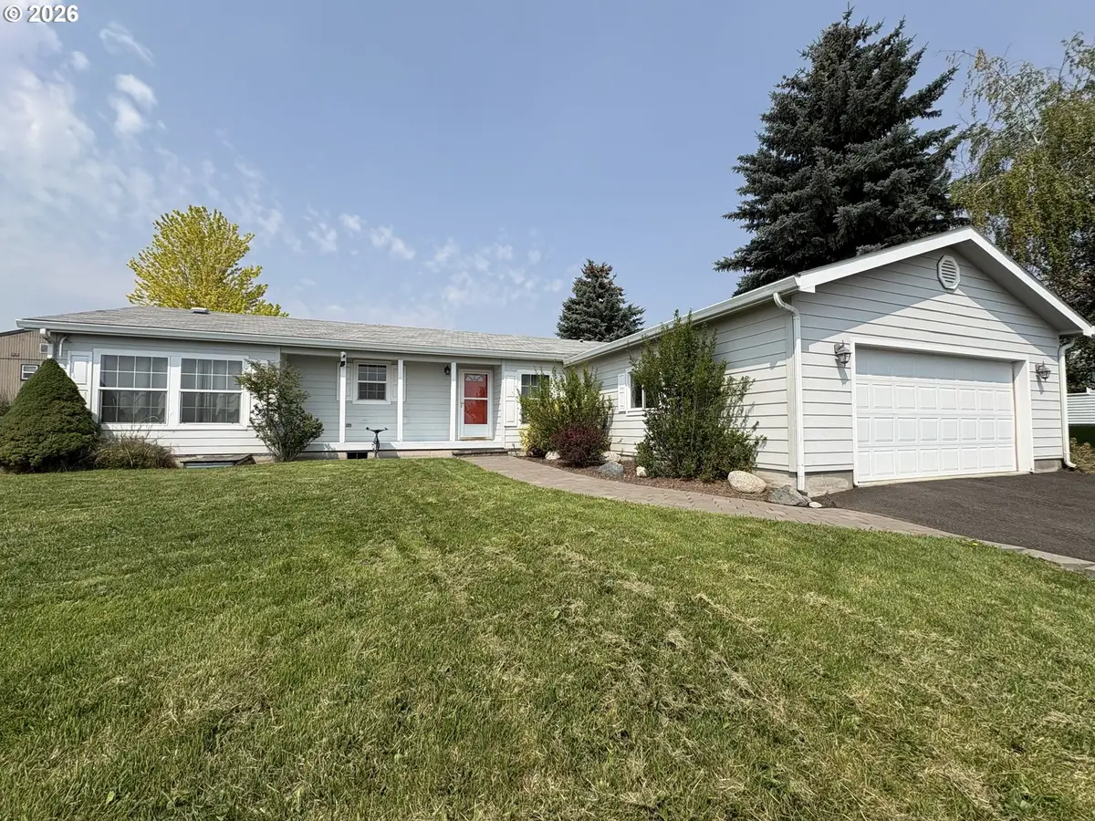 206 Autim St, Enterprise, OR 97828 - #1