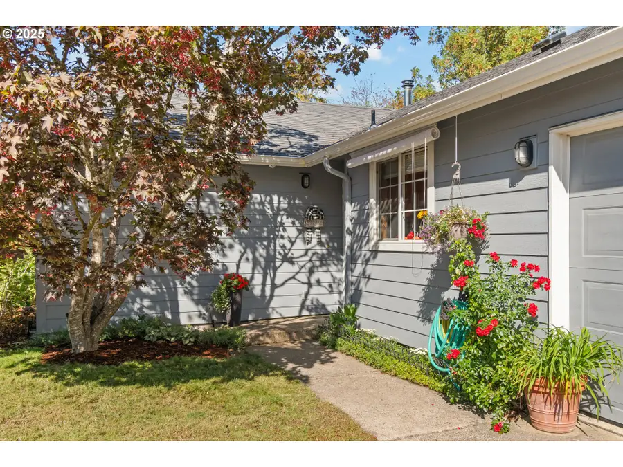 2047 Mckinley St, Eugene, OR 97405 - Image #3