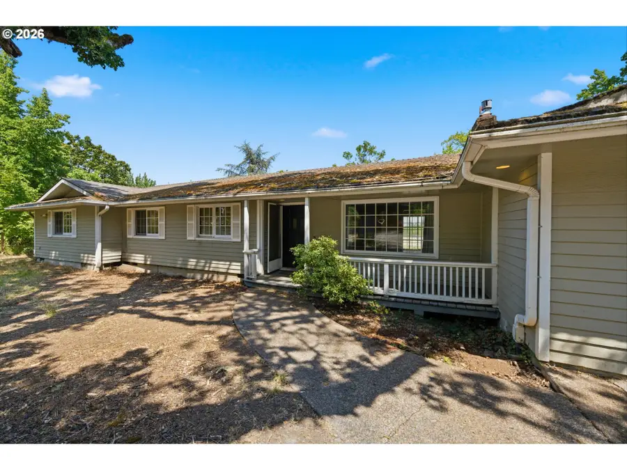30875 SW 5th St, Lebanon, OR 97355 - #2