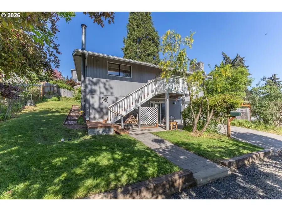 2310 Orr Ln, Eugene, OR 97405 - #2