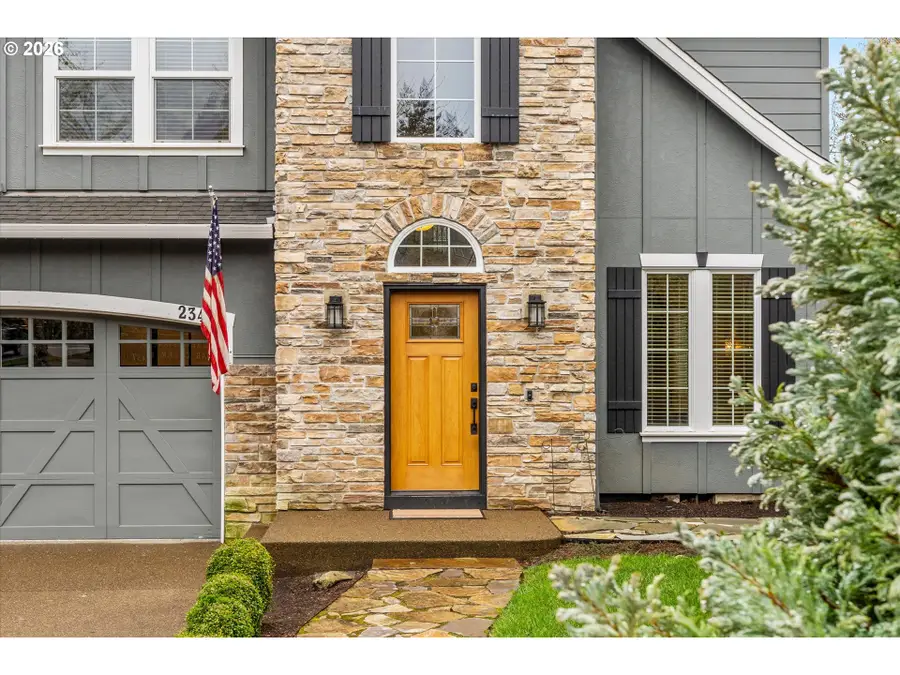 23451 SW Redfern Pl, Sherwood, OR 97140 - #3