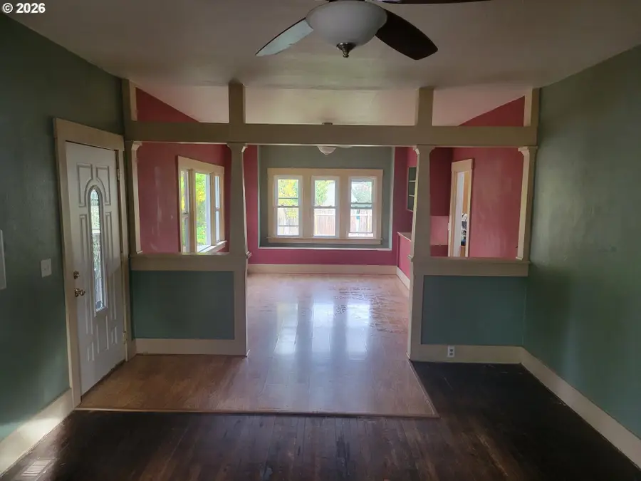 431 SW 3rd Ave, Canby, OR 97013 - #2