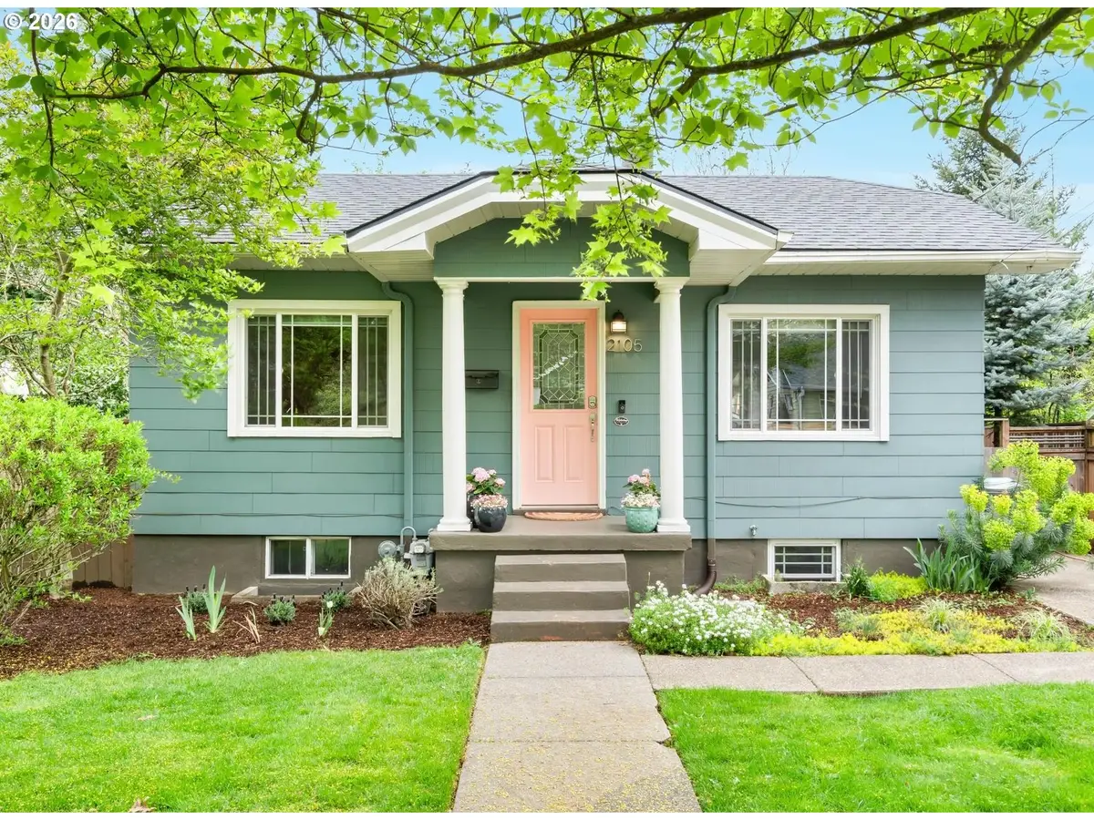 2105 N Winchell St, Portland, OR 97217 - #1