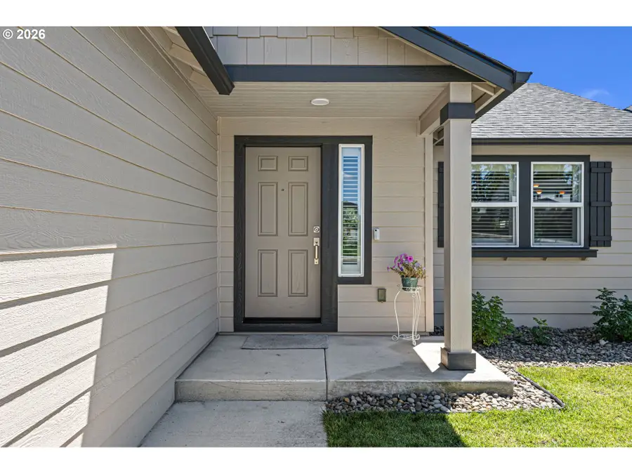5105 Holly St, Springfield, OR 97478 - #3