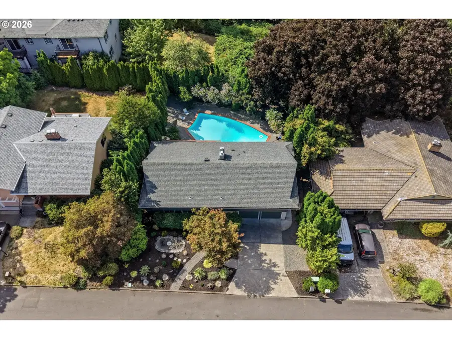 3211 SW Ridge Dr, Portland, OR 97219 - #2
