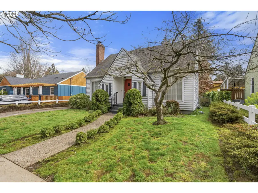 7836 N Chautauqua Blvd, Portland, OR 97217 - #2