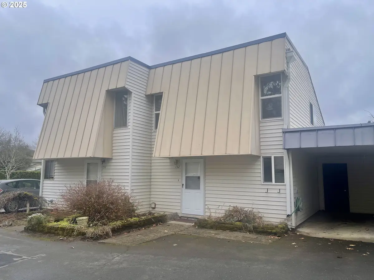 732 SE Rene Ave, Gresham, OR 97080 - Image #1