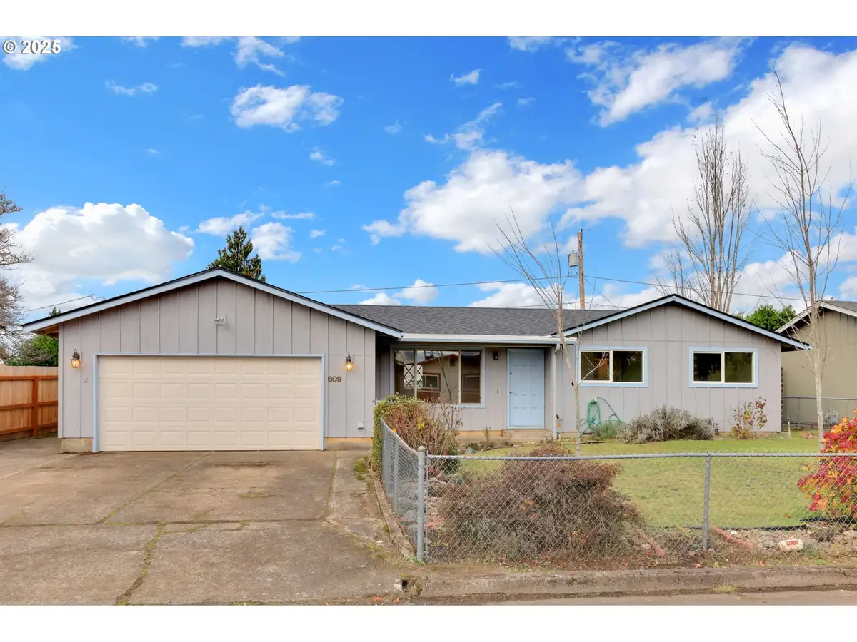 609 Warrington Ave, Eugene, OR 97404 - Image #1