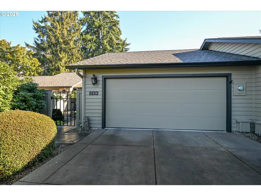 1133 Spyglass Dr, Eugene, OR 97401 - Image #3