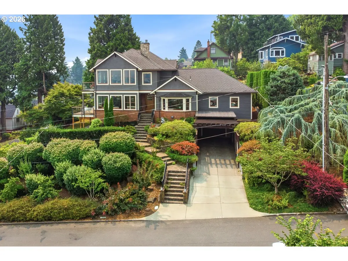 220 S California St, Portland, OR 97219 - #1
