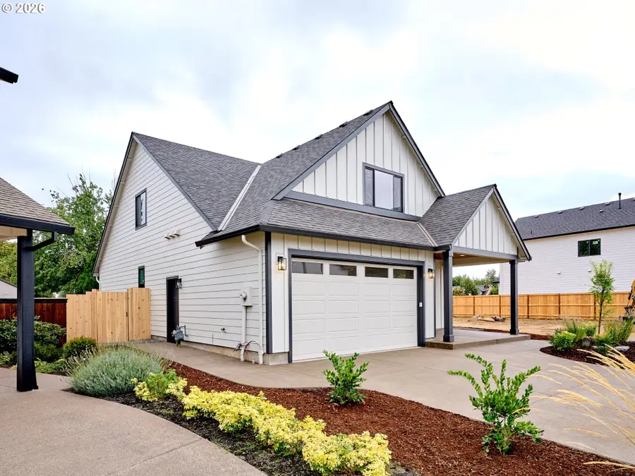 2589 N Lydia Loop, Hubbard, OR 97032 - #3