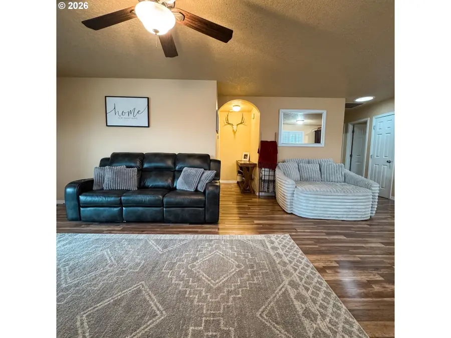 2935 Walnut St, Baker City, OR 97814 - Image #2