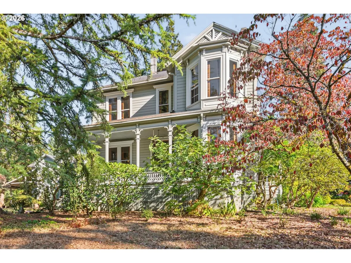 16031 SE River Rd, Milwaukie, OR 97267 - #1