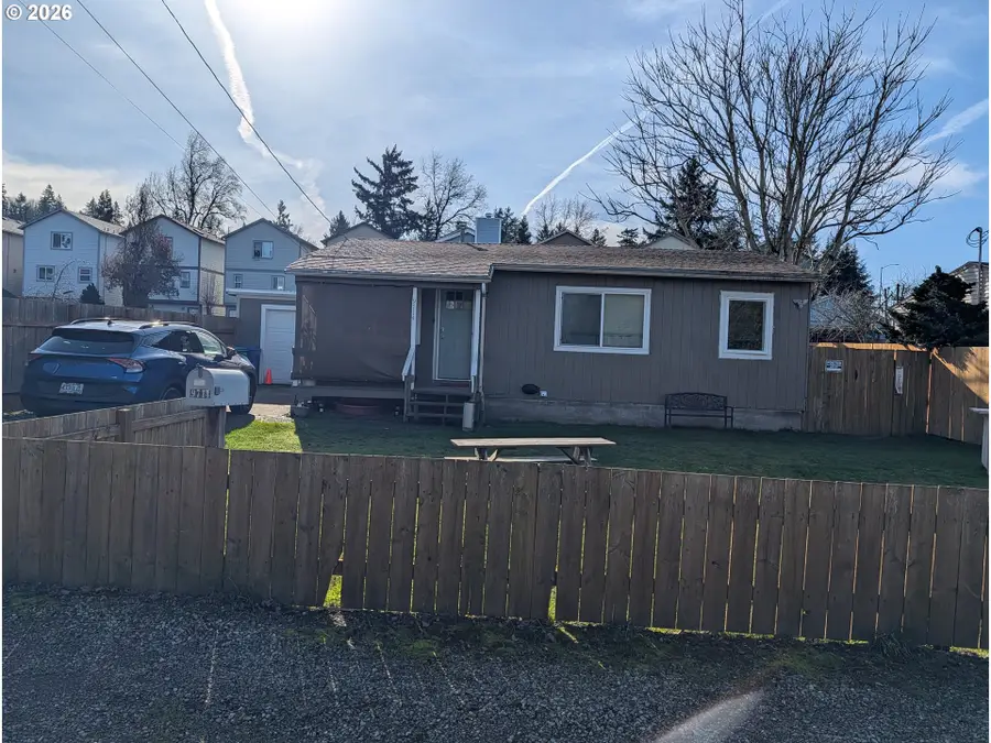 9726 SE Clinton St, Portland, OR 97266 - #2