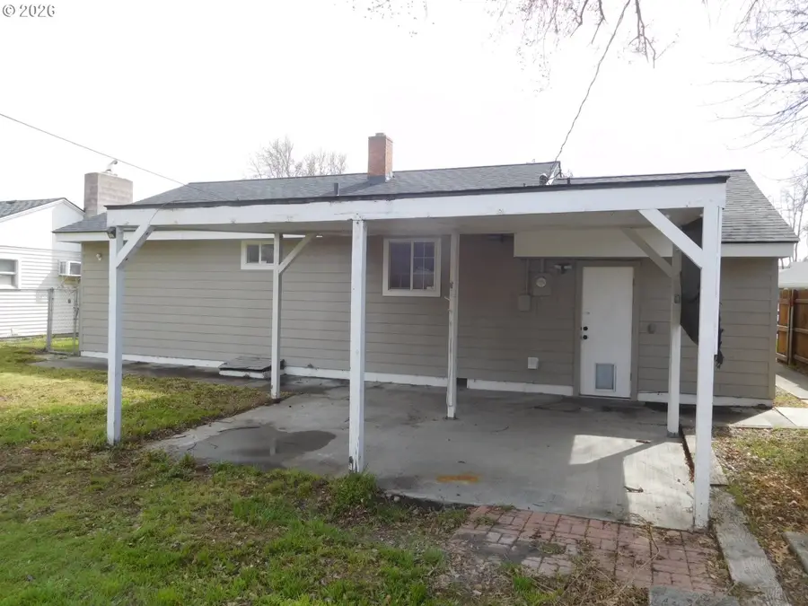 850 W Madrona Ave, Hermiston, OR 97838 - #2