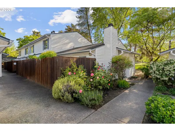 28740 SW Parkway Ave #c1, Wilsonville, OR 97070