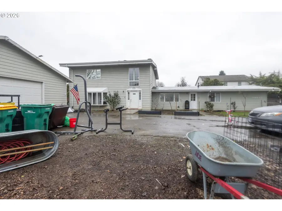 34035 SE Elm St, Scappoose, OR 97056 - #2