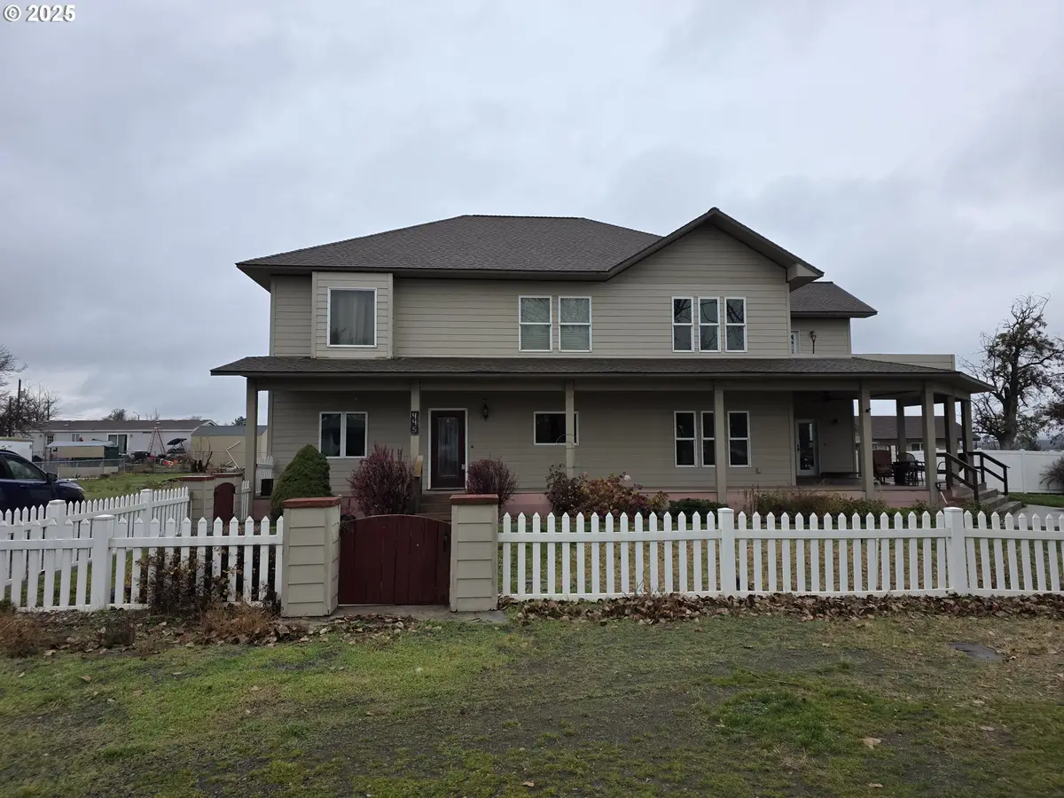 445 NE Seventh St, Irrigon, OR 97844 - Image #1