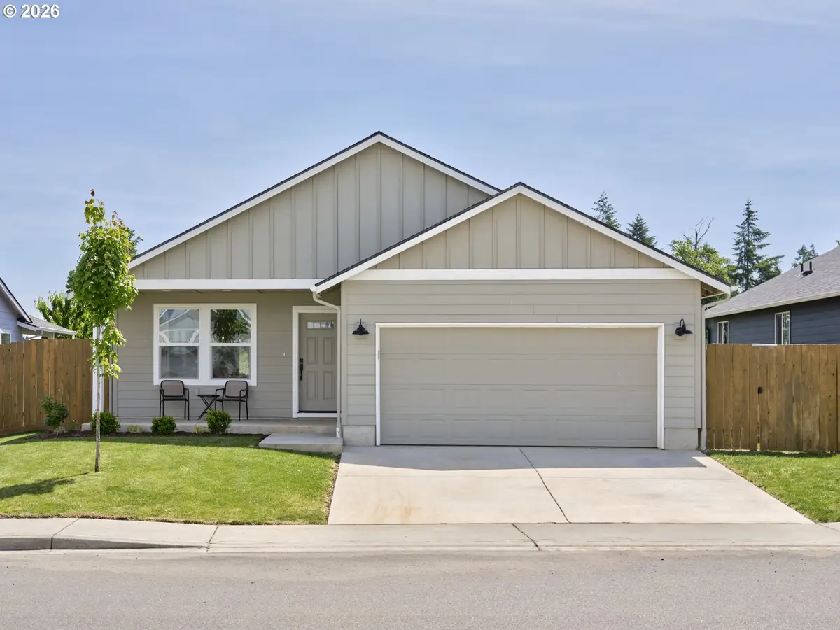 410 Cardinal Ave, Winlock, WA 98596 - #1