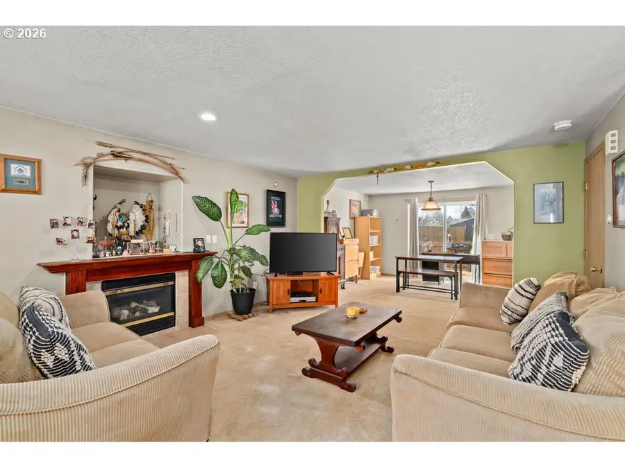 131 NE 201st Ave, Portland, OR 97230 - Image #3