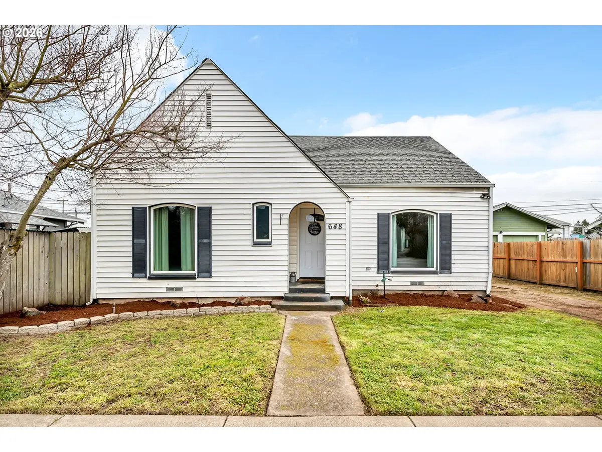 648 Juniper St, Junction City, OR 97448 - #1