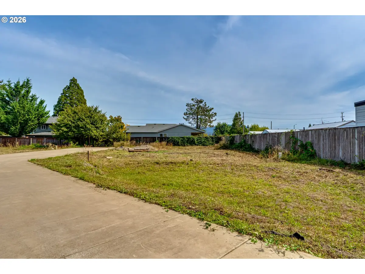 S 41st Pl #1, Springfield, OR 97478 - #1