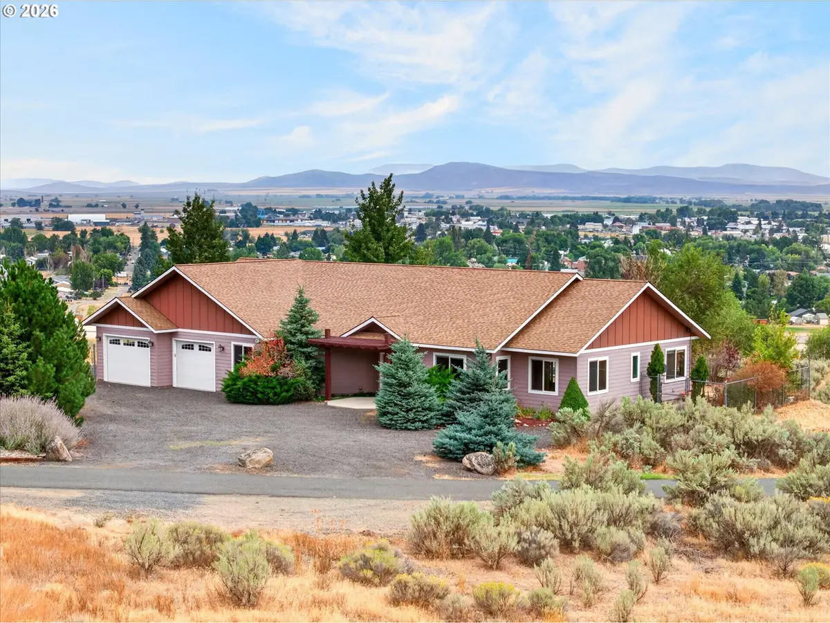 3850 Indiana Ave, Baker City, OR 97814 - #1