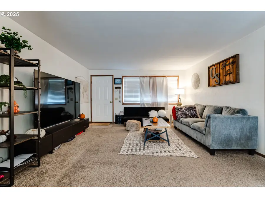 660/662 Keiper Ave, Eugene, OR 97404 - Image #2