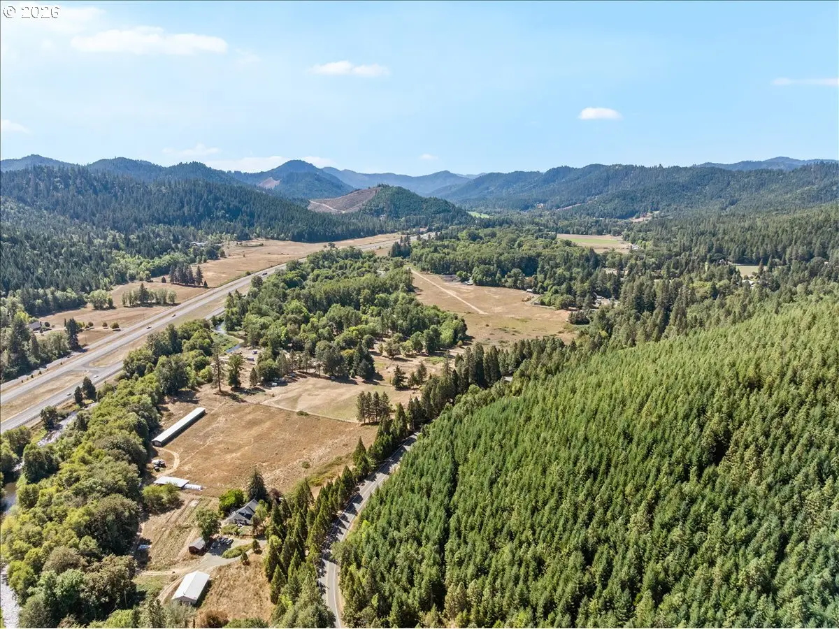 3604 Azalea Glen Rd, Glendale, OR 97442 - #1