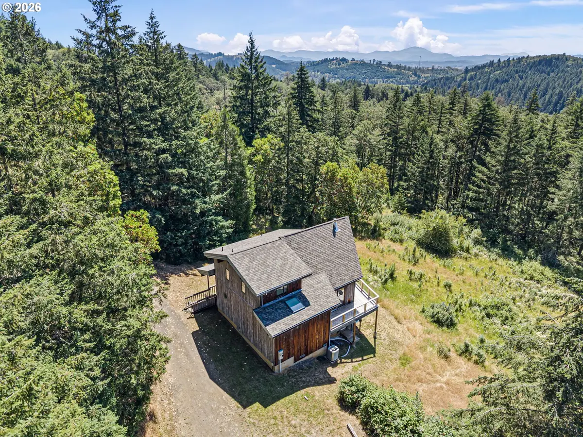 670 Old Homestead Rd, Oakland, OR 97462 - #1
