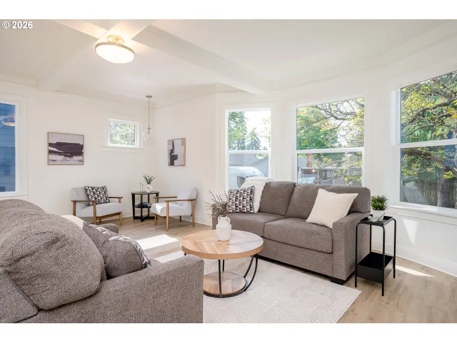 8413 NE Hassalo St, Portland, OR 97220 - #3