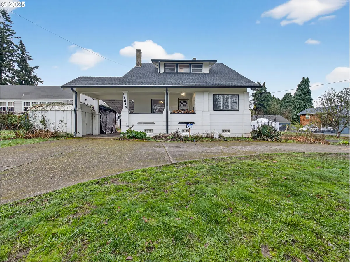 18515 SE River Rd, Milwaukie, OR 97267 - Image #1