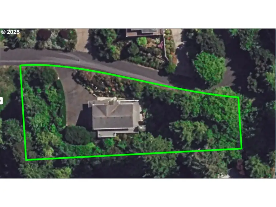 350 Hill Ct, Yachats, OR 97498 - #3